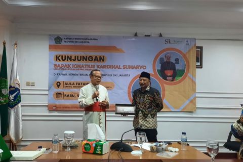 Kunjungan Uskup Agung Jakarta Ignatius Kardinal Suharyo Hardjoatmodjo ke Kanwil Kementerian Agama Provinsi DKI Jakarta. MI/DESPIAN NURHIDAYAT